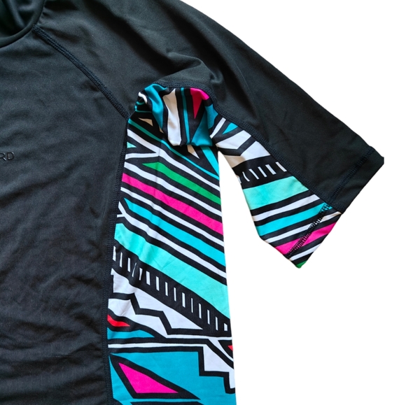 Swim Top Rash Guard - Picture 3 of 7